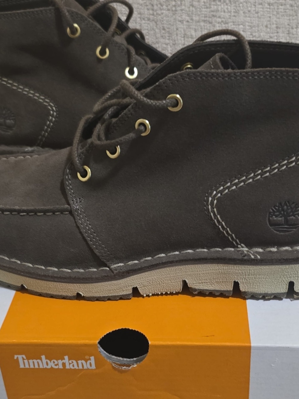 Timberland Men’s Dark Brown Suede Chukka Boots